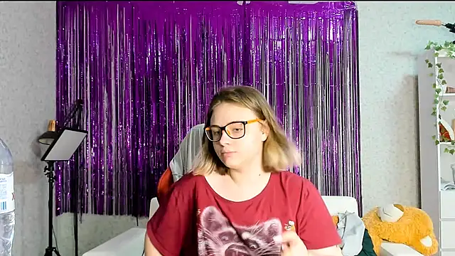 Snapshot of Seductive_She_Wolf chatting on 03.19.25 Seductive She Wolf online show from 03.19.25