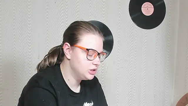 Snapshot of Seductive_She_Wolf chatting on 02.06.26 Seductive She Wolf online show from 02.06.26