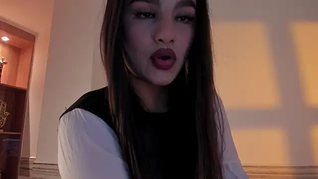 Sophia Cambpell online show from 05.16.26
