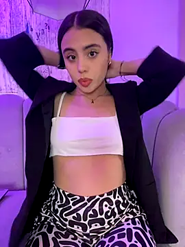 AbyThompson online show from 10.09.25