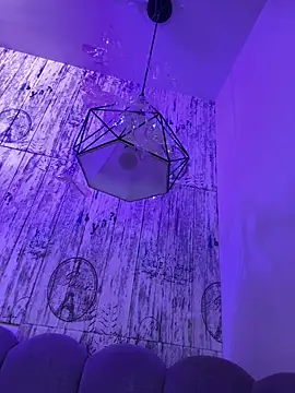 AbyThompson online show from 12.15.25