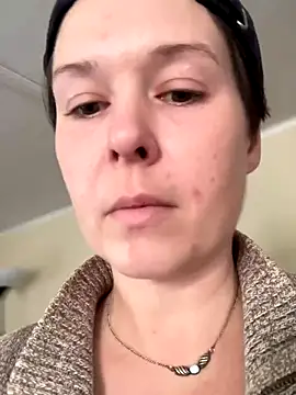 KatieBARBiE98 online show from 12.14.25