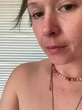 KatieBARBiE98 online show from 03.24.26