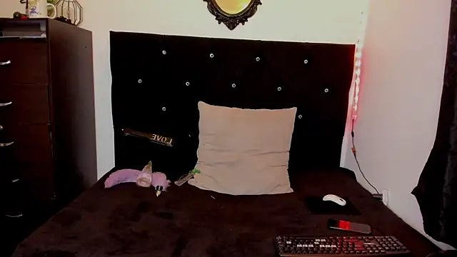 Taylorbdsm online show from 12.13.24