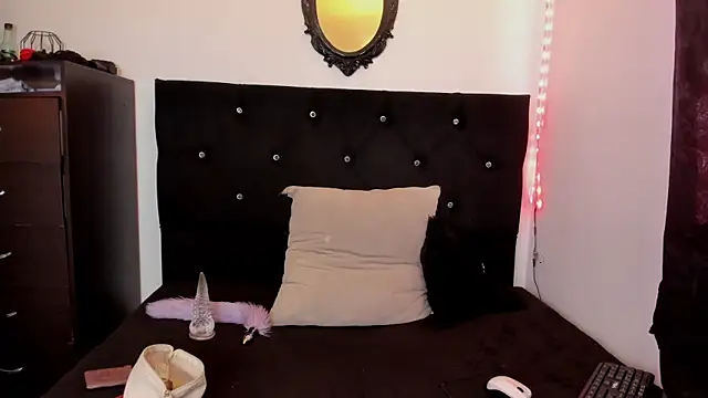 Taylorbdsm online show from 01.27.25