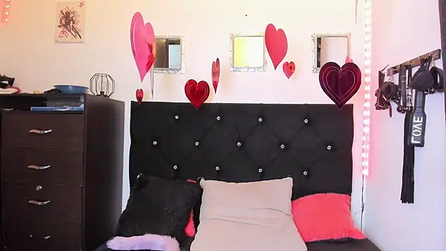Taylorbdsm online show from 02.13.25
