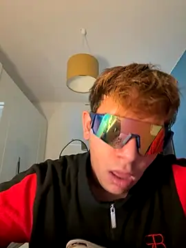 Snapshot of calleaaaa chatting on 11.12.25 calleaaaa online show from 11.12.25