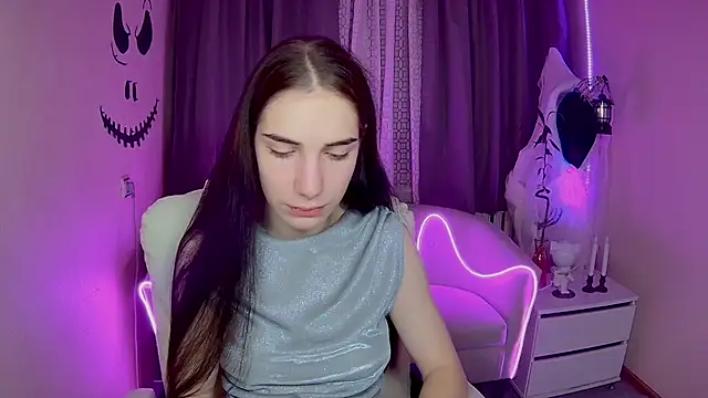 NikaStark  online show from 10.22.25