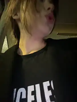 pantyless online show from 10.23.25