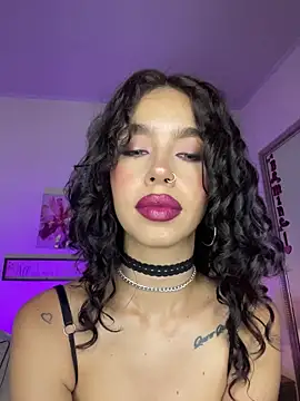 MarianaSnake online show from 11.21.25