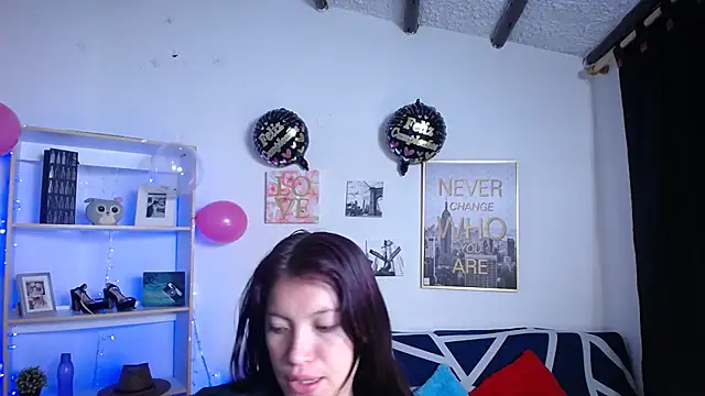 Snapshot of Sian__1 chatting on 12.04.24 Sian 1 online show from 12.04.24