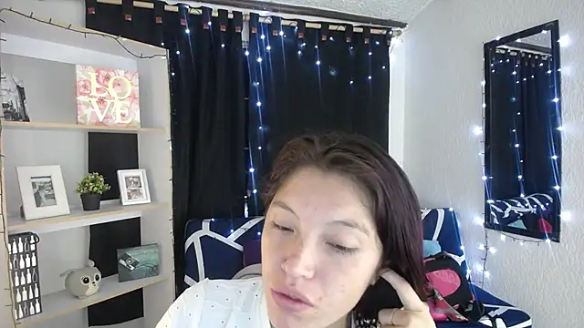 Snapshot of Sian__1 chatting on 02.26.25 Sian 1 online show from 02.26.25