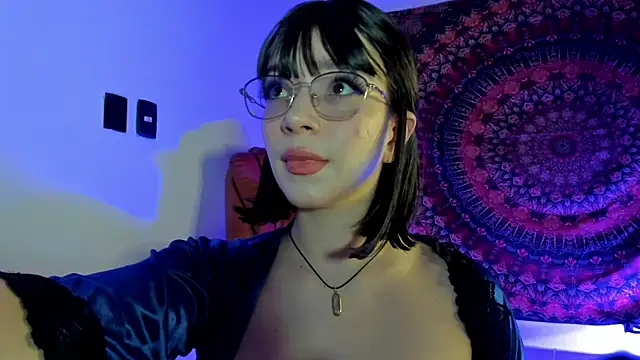 sweeet peach online show from 11.07.25