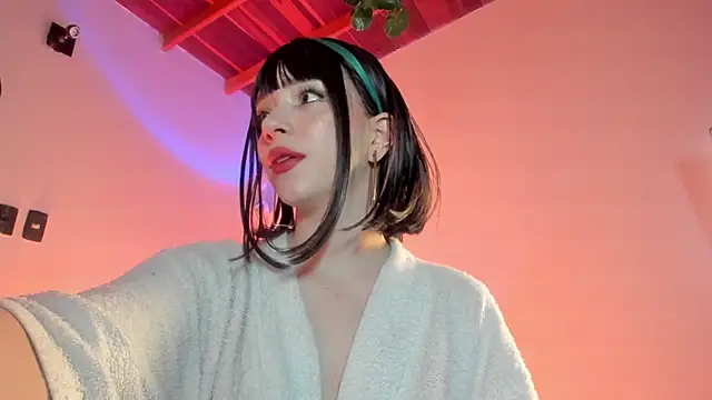 sweeet peach online show from 11.19.25