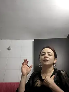 catalinamommyx online show from 10.05.25