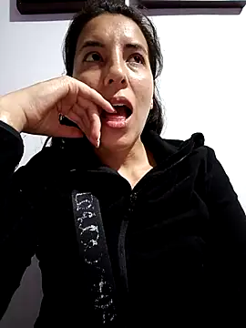 Bonny Klote online show from 12.29.24