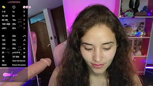 Snapshot of redbarbiedollx chatting on 10.20.25 redbarbiedollx online show from 10.20.25