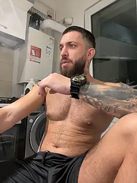 LoveIsBlind  online show from 10.20.25