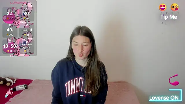 Tesa cute online show from 10.03.25