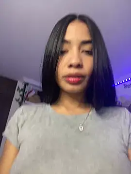 Snapshot of lina_pink chatting on 02.22.25 lina pink online show from 02.22.25