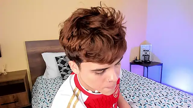 Snapshot of justinbiler chatting on 12.19.24 justinbiler online show from 12.19.24