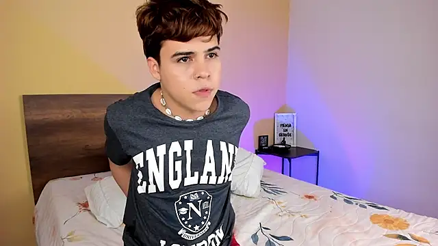 Snapshot of justinbiler chatting on 12.23.24 justinbiler online show from 12.23.24