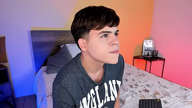 Snapshot of justinbiler chatting on 02.10.25 justinbiler online show from 02.10.25