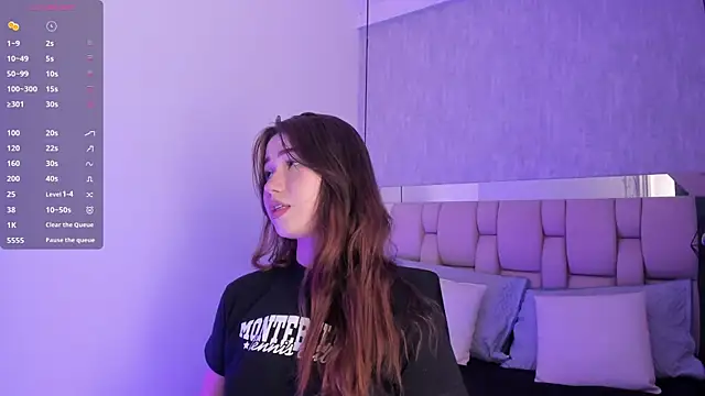 Roxie-Summers11 online show from 02.03.25