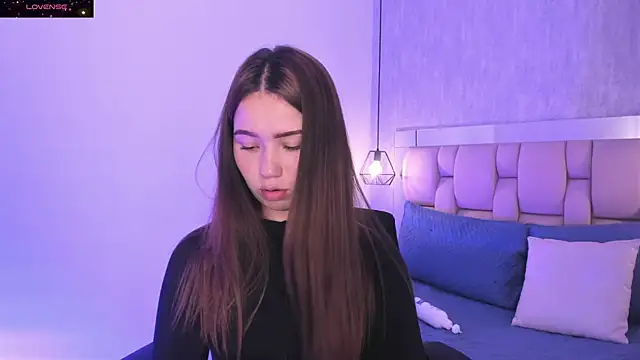 Roxie-Summers11 online show from 02.09.25