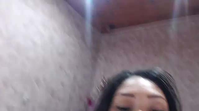 MadelineDoll online show from 02.12.25