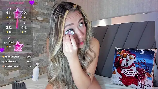 CAMILAGRAY online show from 12.12.24