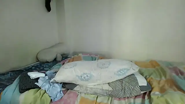 Ivon-09 online show from 12.15.24