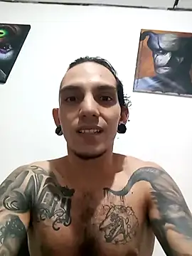 Snapshot of HornetBigDickonYou chatting on 02.20.25 HornetBigDickonYou online show from 02.20.25