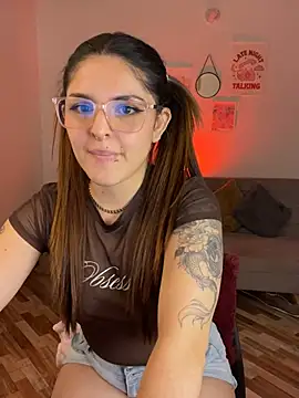 Snapshot of Mariangeel chatting on 01.25.25 Mariangeel online show from 01.25.25