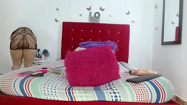 kattysex74 online show from 09.24.25