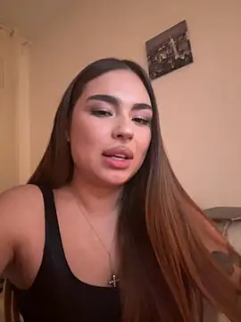 mint melissaaa online show from 12.20.24