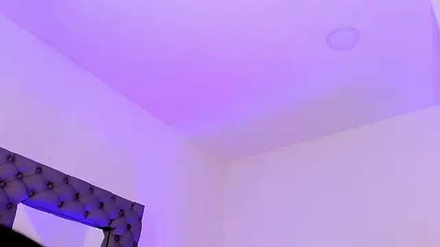 SamanthaFerrer   online show from 02.24.25