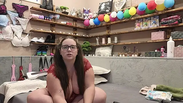 Kimberly-Caprice online show from 02.07.25