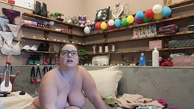 Kimberly-Caprice online show from 02.11.25