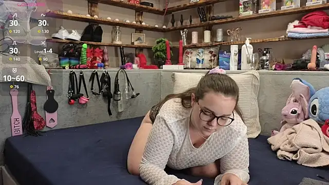 Kimberly-Caprice online show from 10.19.25