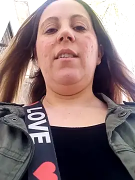 Snapshot of SofiEstevez chatting on 09.28.25 SofiEstevez online show from 09.28.25