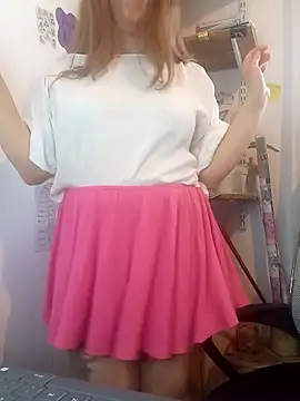 Snapshot of SofiEstevez chatting on 11.11.25 SofiEstevez online show from 11.11.25