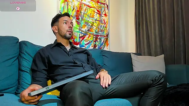 Snapshot of tommy_raym0ndg chatting on 11.17.25 tommy raym0ndg online show from 11.17.25