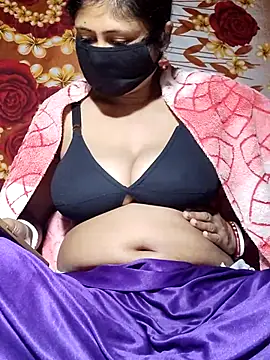 Snapshot of Sexy-sheela chatting on 02.08.25 Sexy-sheela online show from 02.08.25