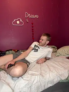 Snapshot of Lilythepinkgirl chatting on 12.13.24 Lilythepinkgirl online show from 12.13.24