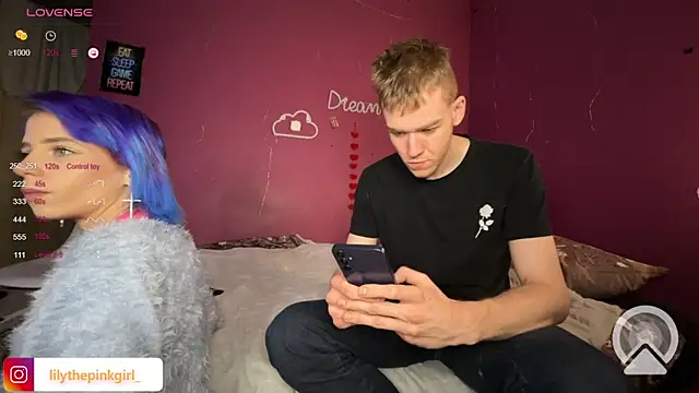 Snapshot of Lilythepinkgirl chatting on 01.16.25 Lilythepinkgirl online show from 01.16.25