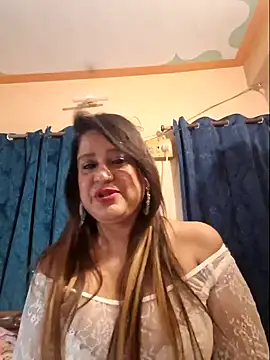 Hot Queen77 online show from 12.13.24