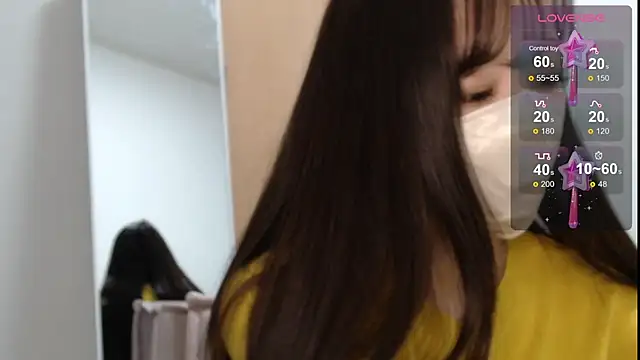 Snapshot of Rio_chan_ chatting on 02.05.25 Rio chan online show from 02.05.25