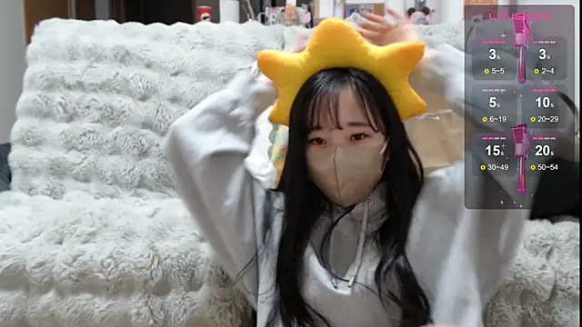 Snapshot of Rio_chan_ chatting on 02.24.25 Rio chan online show from 02.24.25