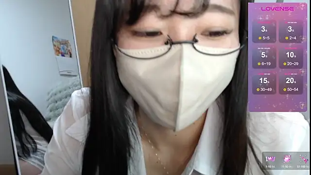 Snapshot of Rio_chan_ chatting on 03.05.25 Rio chan online show from 03.05.25